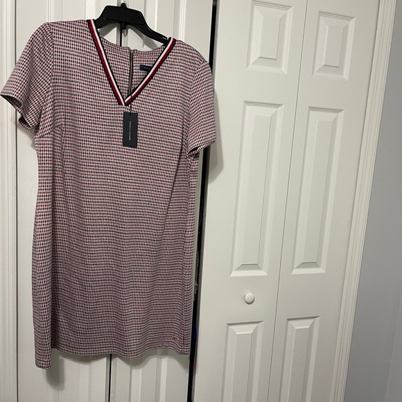 Tommy Hilfiger Dresses & Skirts - Tommy Hilfiger plus size dress. NWT.